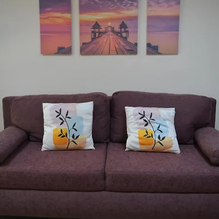 Center With A Backyard Apartment Burgas