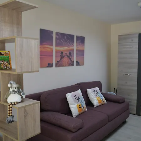Center With A Backyard Apartament